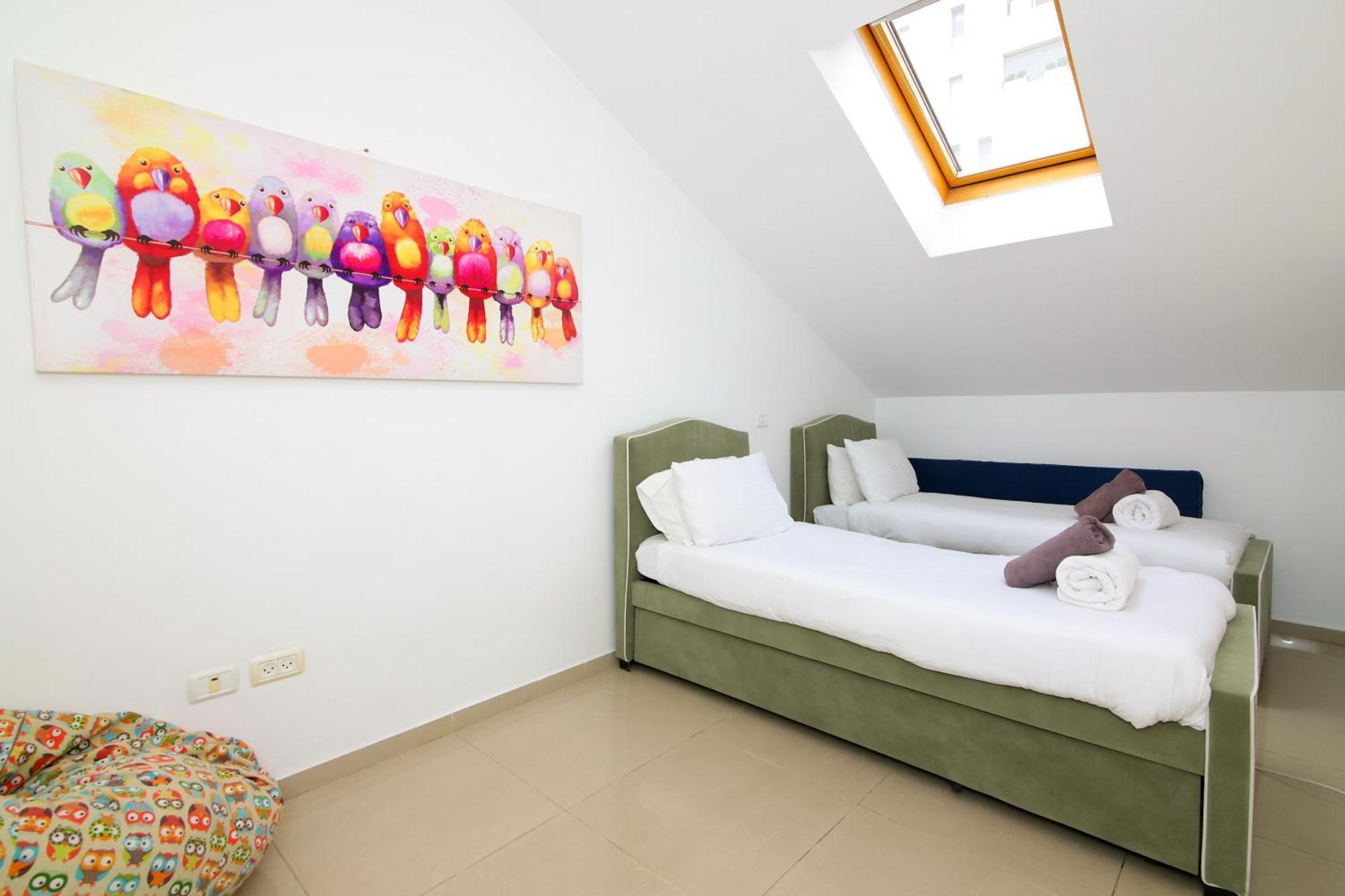 Saidoff, Amazing 4 Bedroom 3 Bath In City Center, Pool, Parking!!! Jerusalem Ngoại thất bức ảnh