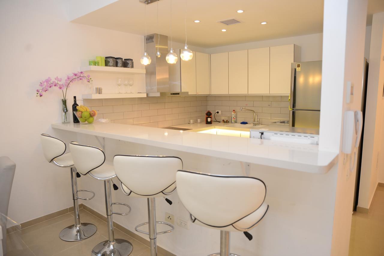 Saidoff, Amazing 4 Bedroom 3 Bath In City Center, Pool, Parking!!! Jerusalem Ngoại thất bức ảnh